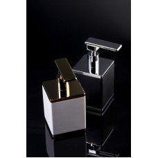 Дозатор для жидкого мыла Boheme 10969-B-G Черный Золото