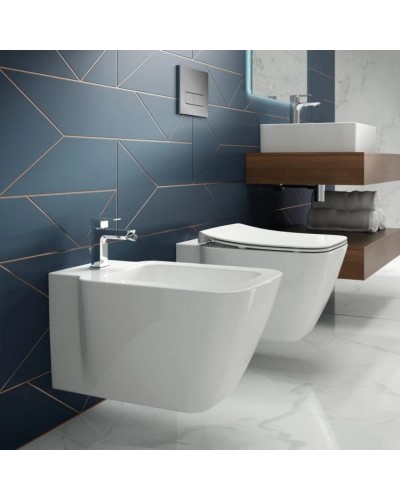 Сиденье для унитаза с микролифтом Ideal Standard Strada II T360101