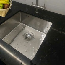 Кухонная мойка ZorG Steel Hammer 48 SH 4844 Нержавеющая сталь