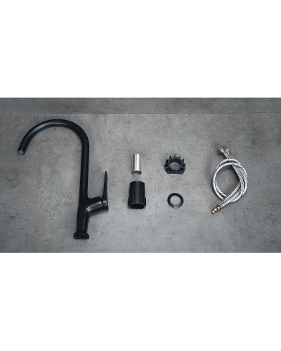 Смеситель для кухни Lemark Bronx LM3705BL Черный