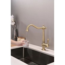 Смеситель для кухни с подключением к фильтру Paulmark Retro Re213226-BR