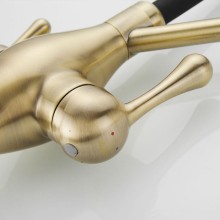 Смеситель для кухни с подключением к фильтру Rose R858Q