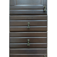 Рим -Пенал, орех лев. 2 ящ.