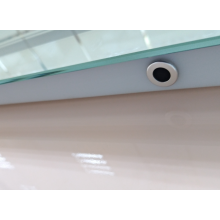 4 Неон - Зеркало LED 600х800 сенсор на корпусе (овальное)