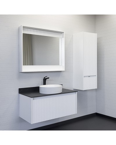 Зеркало Comforty Марсель 90 00-00013685 с подсветкой Белое матовое с бесконтактным выключателем