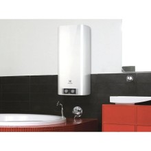 Электрический накопительный водонагреватель Electrolux EWH 80 Formax