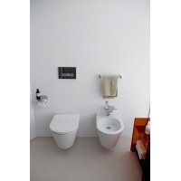 Биде Laufen Kartell 8.3033.1 подвесное без крышки