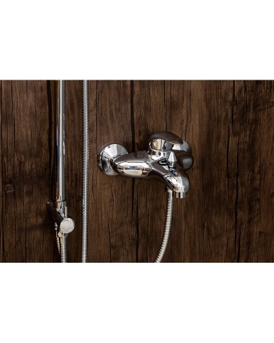 Душевая стойка 200 мм Orange Classic M71-933cr