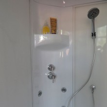 Душевая кабина Royal Bath BK 120x80 RB8120BK3-WT-R с гидромассажем