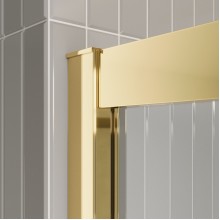 Душевая дверь в нишу BelBagno LUCE-BF-1-120-C-ORO