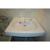 Раковина Пилот 60х60 см с креплением, сифоном и кронштейном Santek 1.WH30.1.971