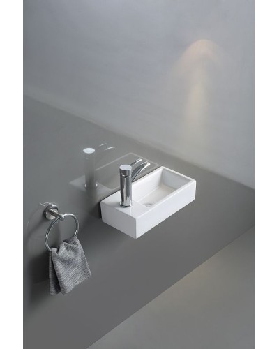 Раковина CeramaLux 40 9048DR Белая