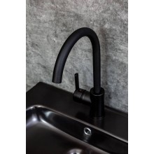 Смеситель для кухни Orange OneLife P04-001B Черный