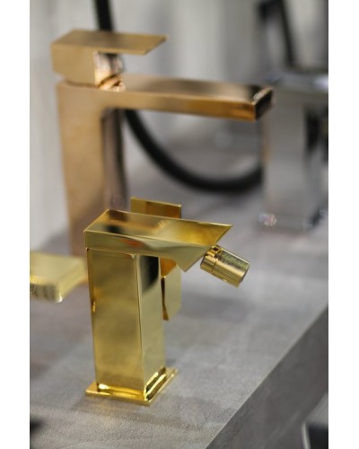 Смеситель для биде однорычажный без донного клапана CEZARES PRIZMA-BSM1-03/24-W0