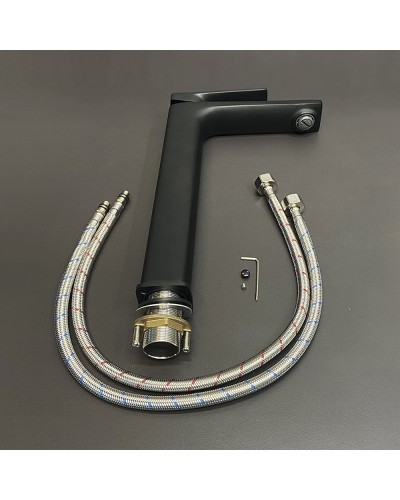 Смеситель для раковины Comforty FC071B-CMT 00-00004526 Черный