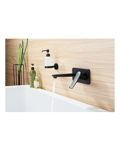 Смеситель для раковины Lemark Bronx LM3726BL Черный