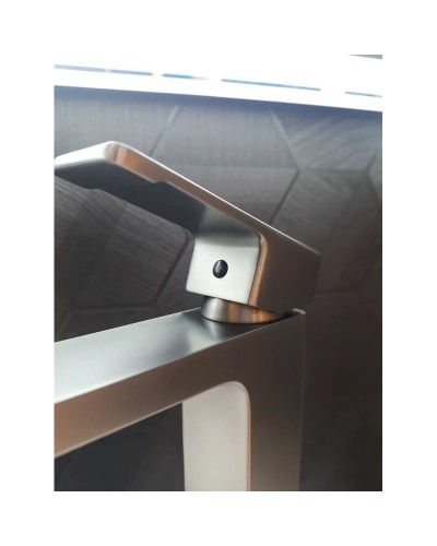 Смеситель для раковины AltroBagno Lamberto AltroBagnoLamberto010224GrMt оружейная сталь