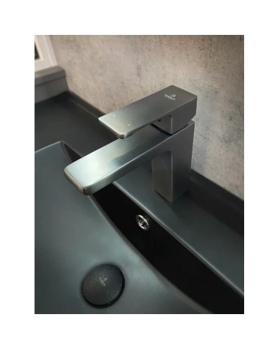 Смеситель для раковины AltroBagno Lamberto AltroBagnoLamberto0139GrMt оружейная сталь