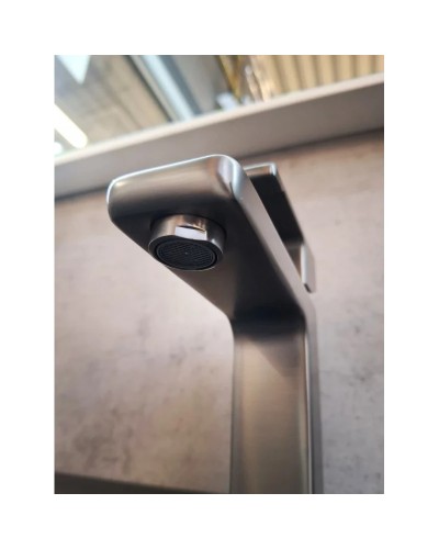 Смеситель для раковины AltroBagno Lamberto AltroBagnoLamberto0139GrMt оружейная сталь