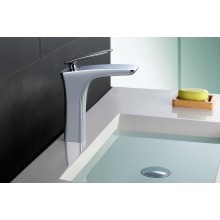 Смеситель для раковины Lemark Bellario LM6809C Хром