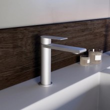 Смеситель для раковины Vincea Vogue VBF-2VS1BN без донного клапана, сатин