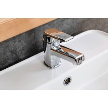 Смеситель для раковины Orange OneLife P02-021cr Хром