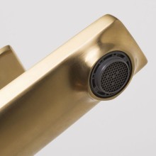 Смеситель для раковины WasserKRAFT Aisch 5503 Золото матовое