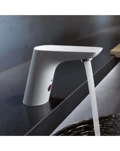 Электронный смеситель для раковины без донного клапана Kludi Balance White 5220091