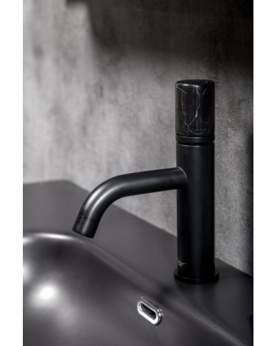 Смеситель для раковины Boheme Stick 121-B-MR-B Черный