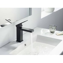 Смеситель для раковины Timo Briana 7161/03F Черный