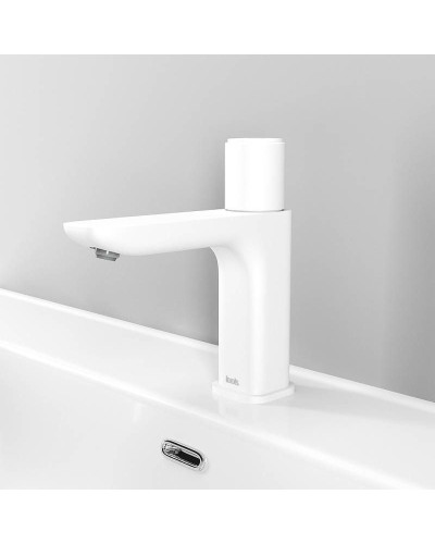 Смеситель для раковины Iddis Slide SLIWTBTi01 Белый матовый
