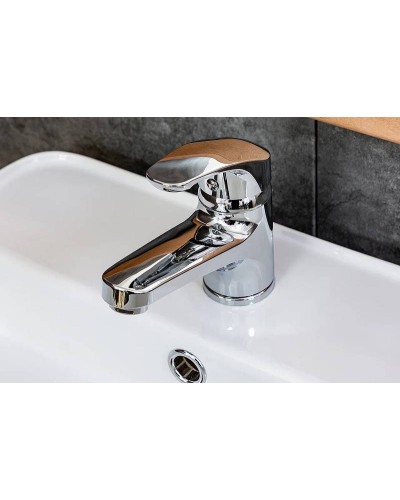 Смеситель для раковины Orange OneLife P01-022cr с гигиеническим душем Хром