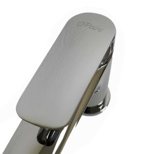 Смеситель для раковины Paini Laguna LACR205 Хром