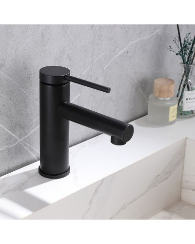 Смеситель для раковины Abber Emotion AF8810B Черный матовый