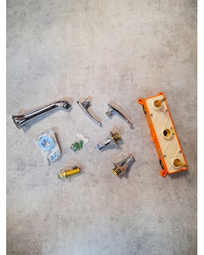 Смеситель для раковины AltroBagno Beatrice 010601 Cr