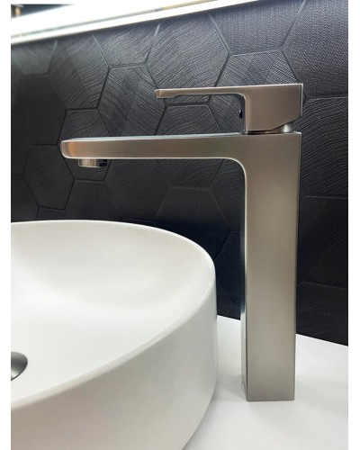 Смеситель для раковины AltroBagno Lamberto 010224 GrMt