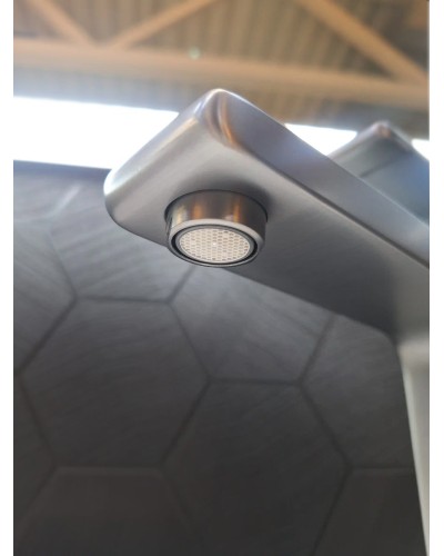 Смеситель для раковины AltroBagno Lamberto 010224 GrMt