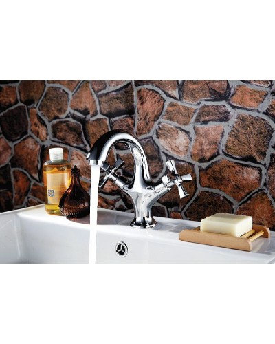 Смеситель для раковины Lemark Benefit LM2506C Хром