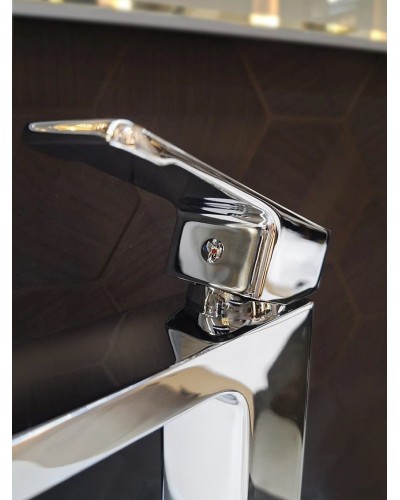 Смеситель для раковины AltroBagno Lamberto 010212 Cr