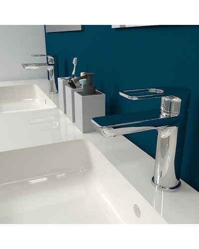 Смеситель для раковины Paini Flat KK KKCR205LMKM Хром