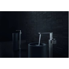 Смеситель напольный для раковины с донным клапаном Axor Edge 46041000