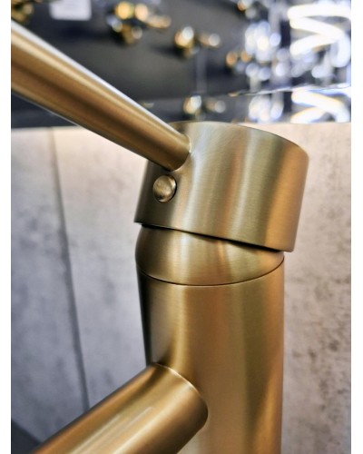 Смеситель для раковины AltroBagno Metropoli 010219 OrSp