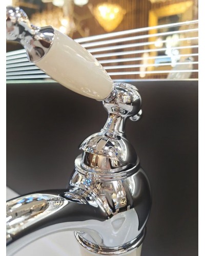 Смеситель для раковины AltroBagno Opera 0117 CrGi