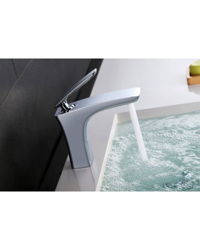 Смеситель для раковины Lemark Bellario LM6806C Хром