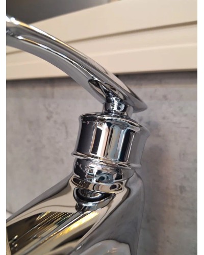 Смеситель для раковины AltroBagno Beatrice 0112 Cr