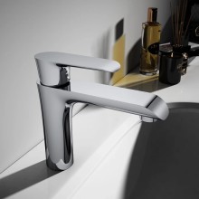 Смеситель для раковины без донного клапана Vincea Esse VBF-1E1CH