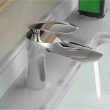 Смеситель для раковины Grocenberg GB2001CR