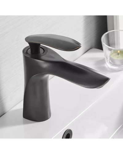 Смеситель для раковины Grocenberg GB2001BL