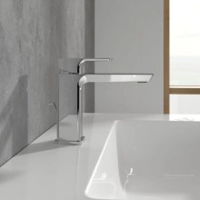 Смеситель для раковины с донным клапаном Villeroy & Boch Subway 3.0 TVW11200200061