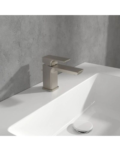 Смеситель для раковины с донным клапаном Villeroy & Boch Subway 3.0 TVW11200100064